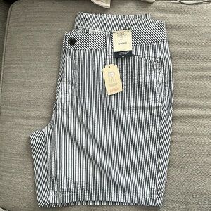 NWT, Women’s Seersucker Shorts